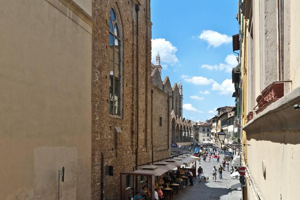 Nice Portion Of Property Near Santa Croce Florenz Exterior foto
